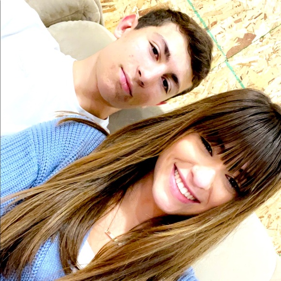 Meet your Posher, Mackenzie - Picture 1 of 1